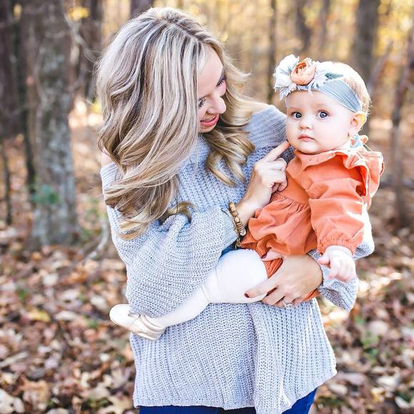 Meet your Posher, Monica - Picture 1 of 1